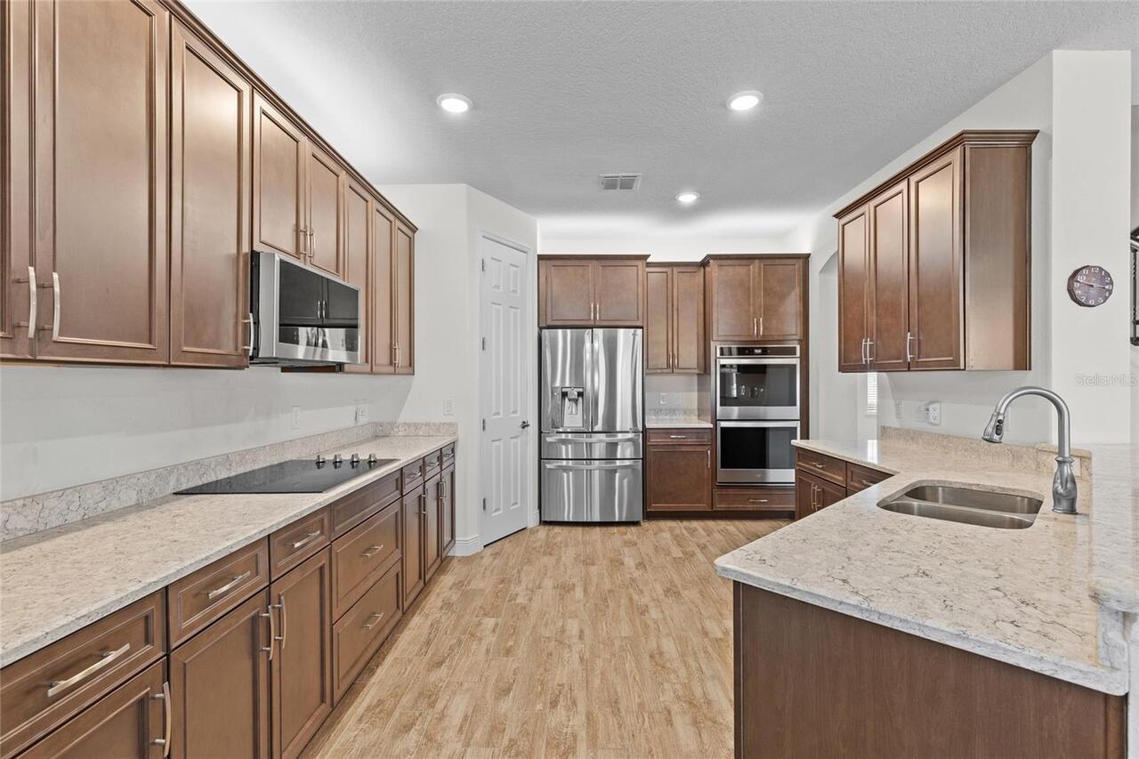 Listing Photo 16