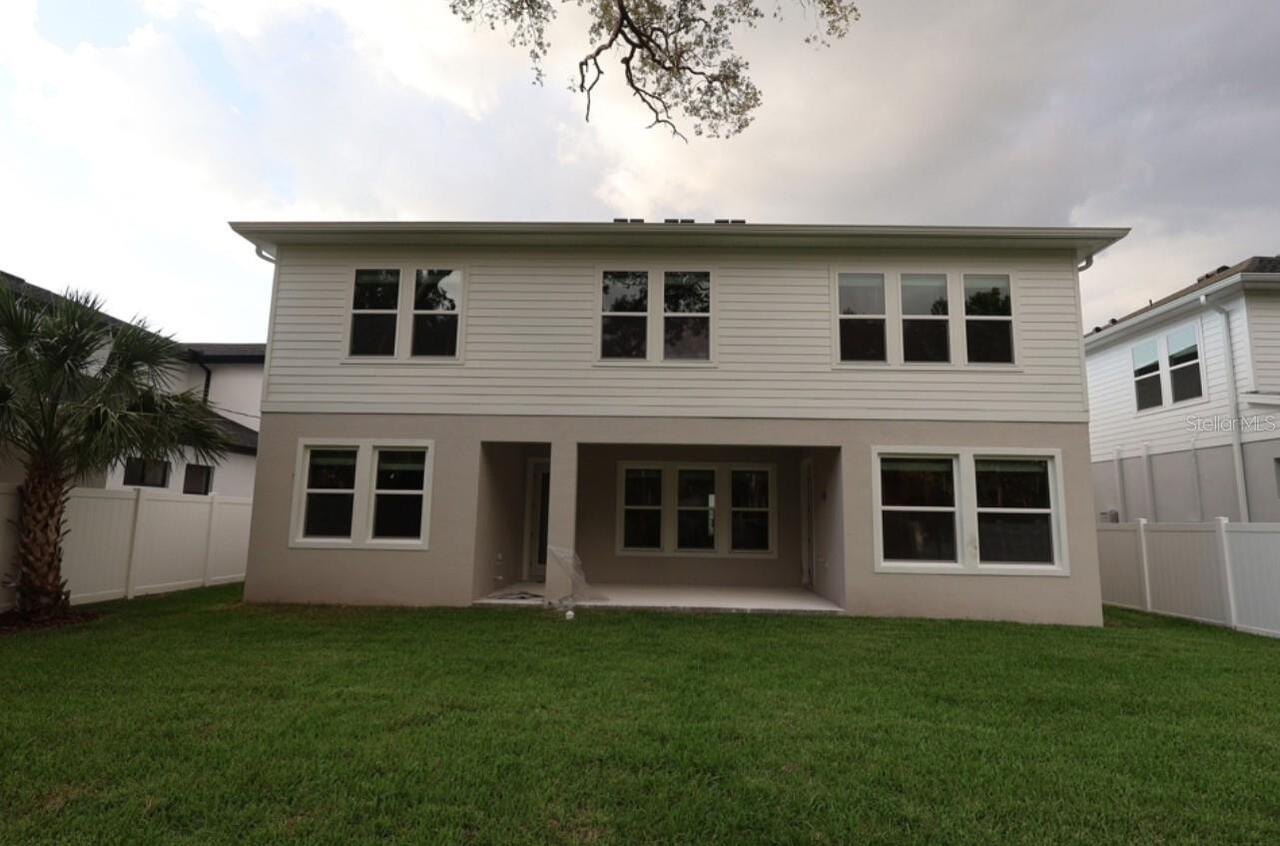 Listing Photo 14