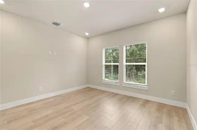 Listing Photo 26