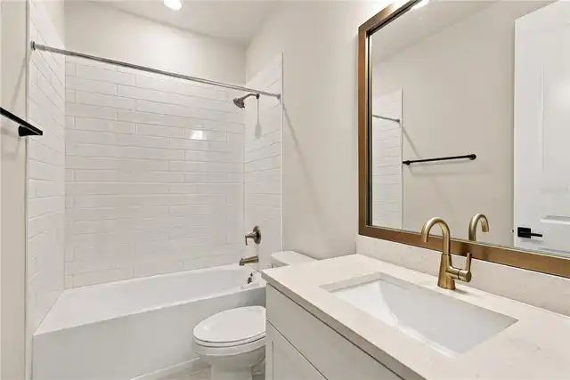 Listing Photo 32