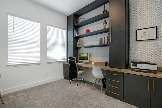 Listing Photo 15