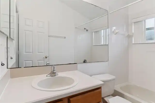 Listing Photo 16