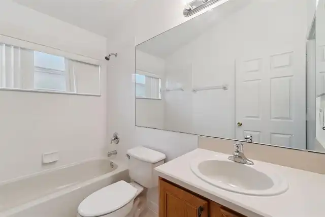 Listing Photo 17