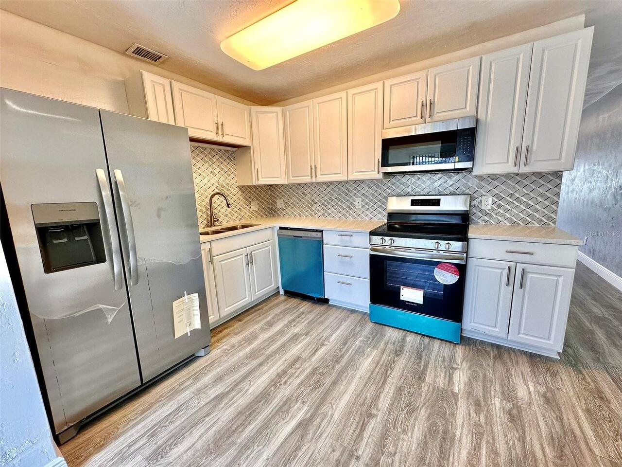 Listing Photo 10