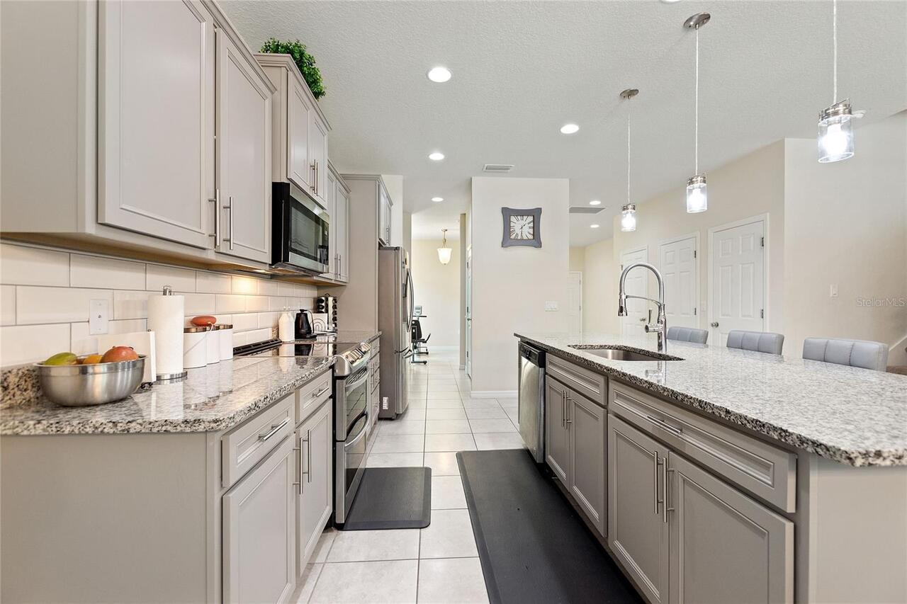 Listing Photo 17