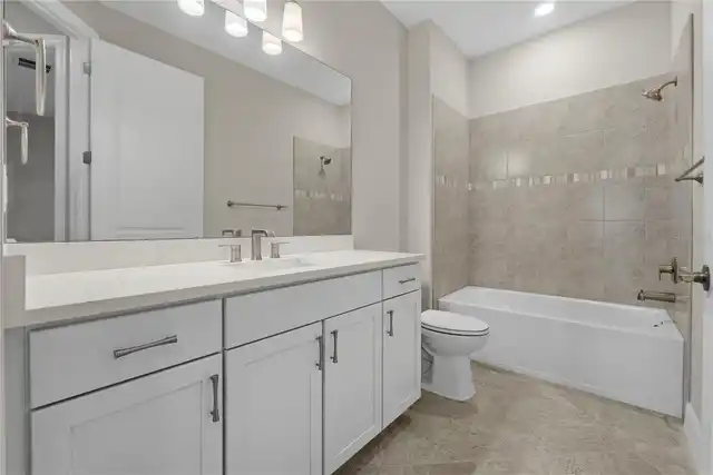 Listing Photo 17