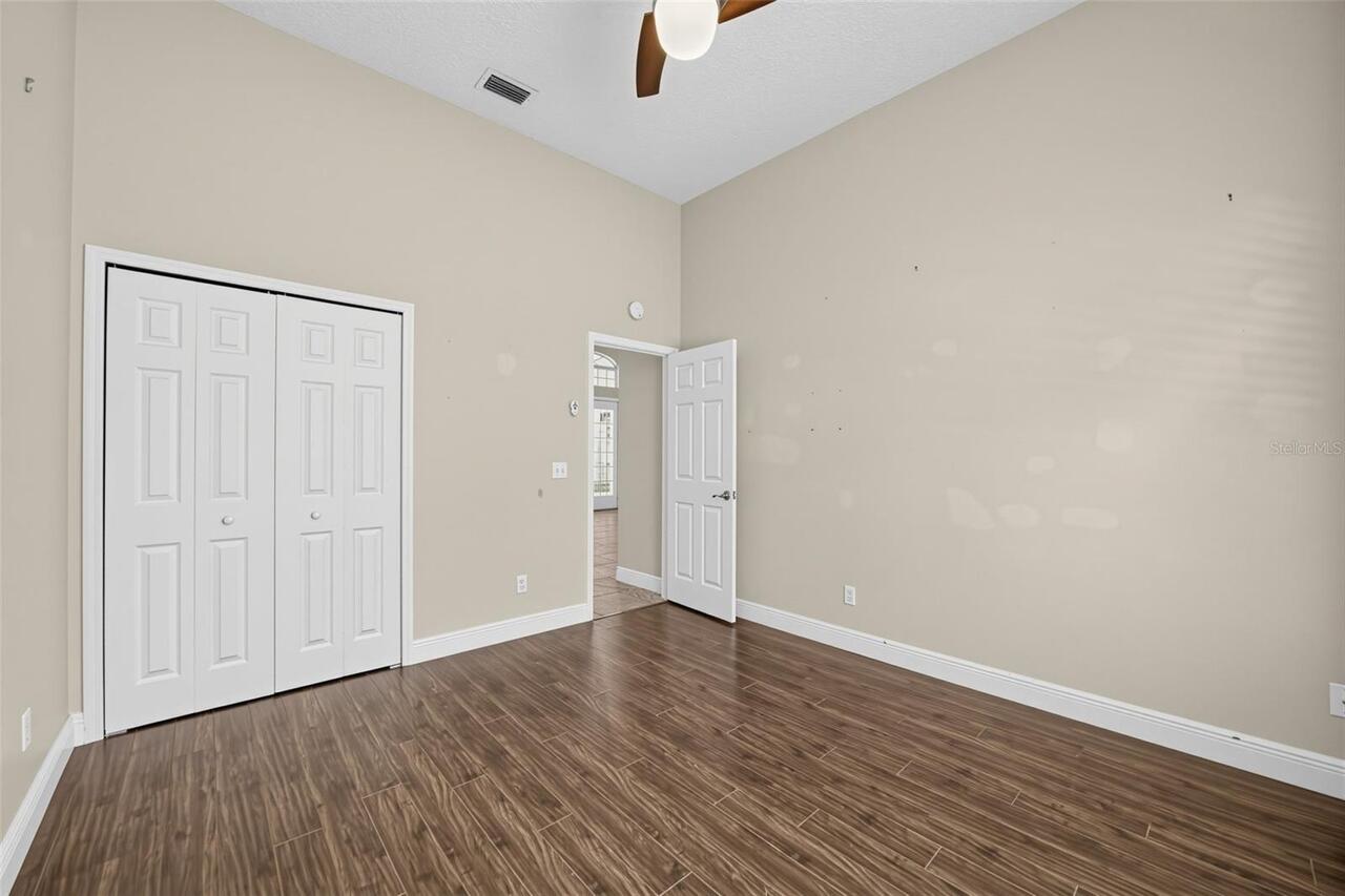 Listing Photo 24