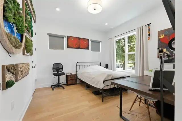 Listing Photo 28
