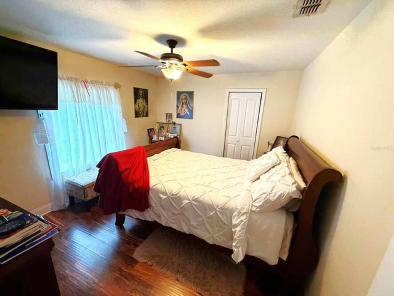 Listing Photo 12