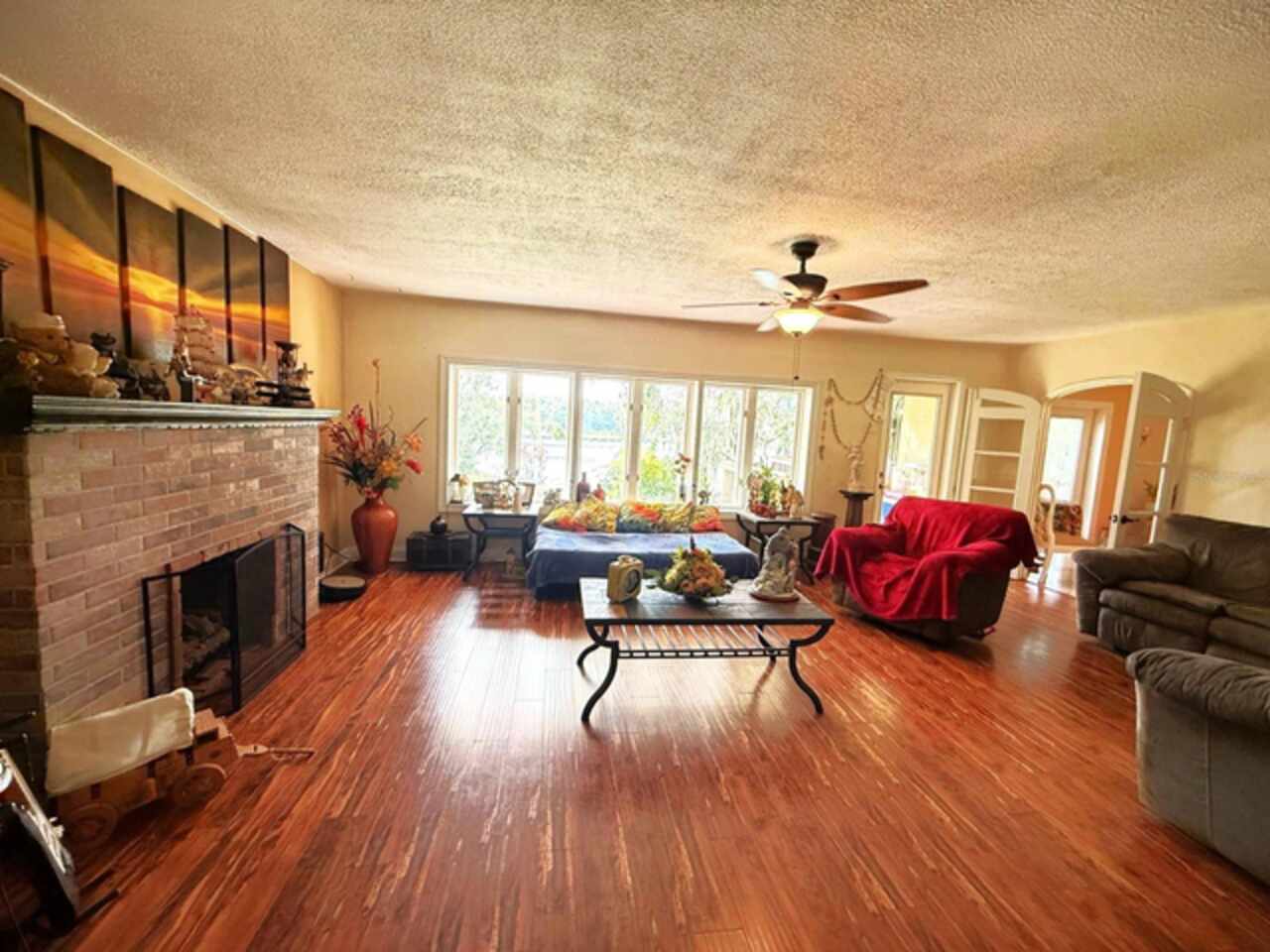 Listing Photo 15