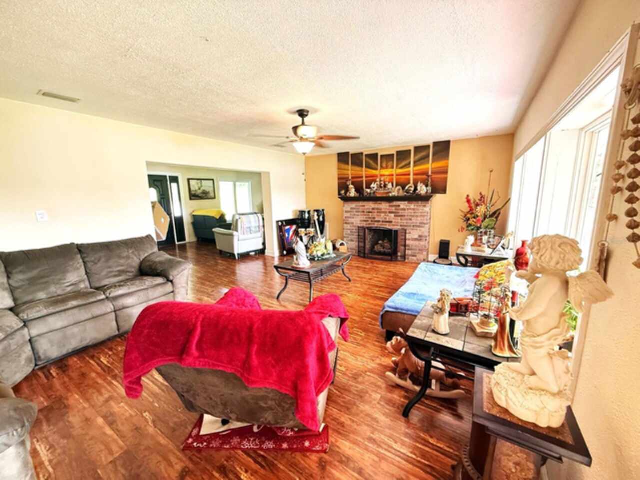 Listing Photo 16