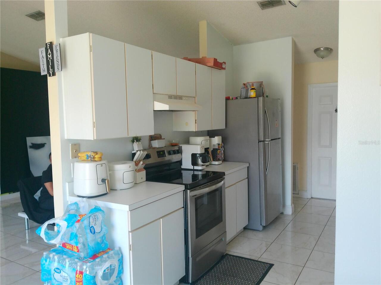 Listing Photo 9