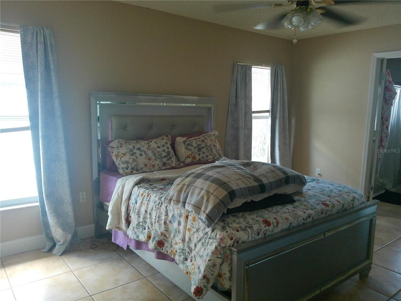 Listing Photo 12