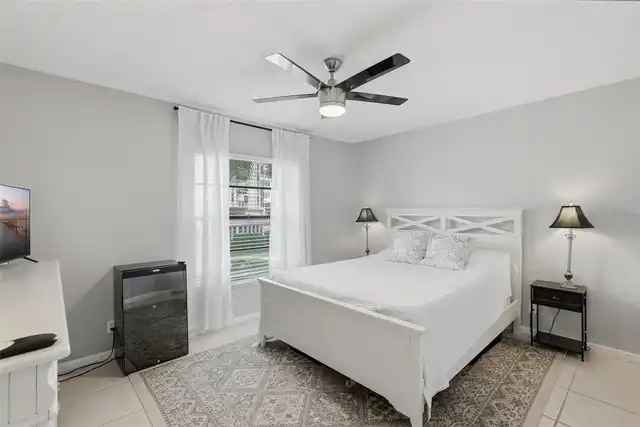Listing Photo 16