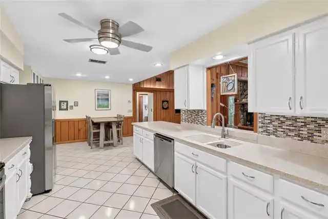 Listing Photo 21