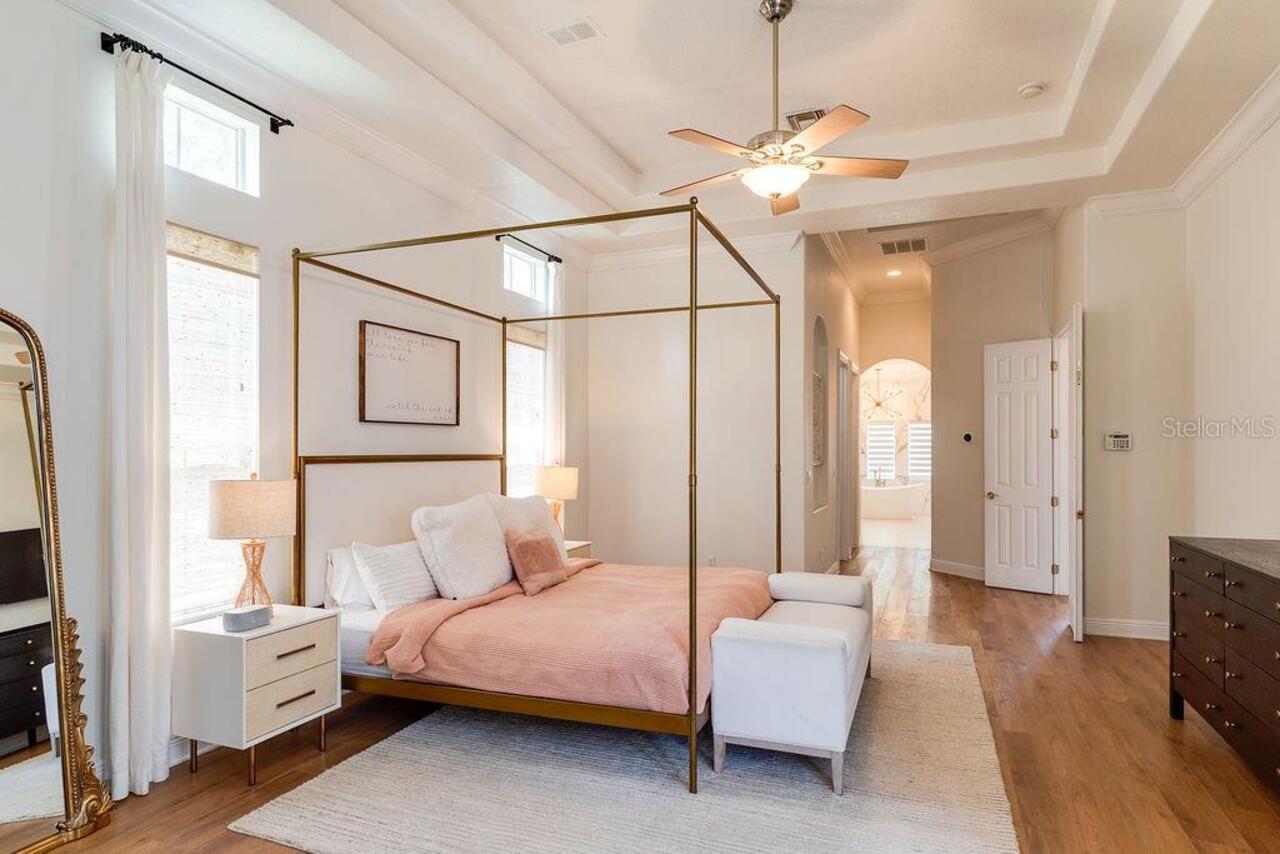 Listing Photo 15