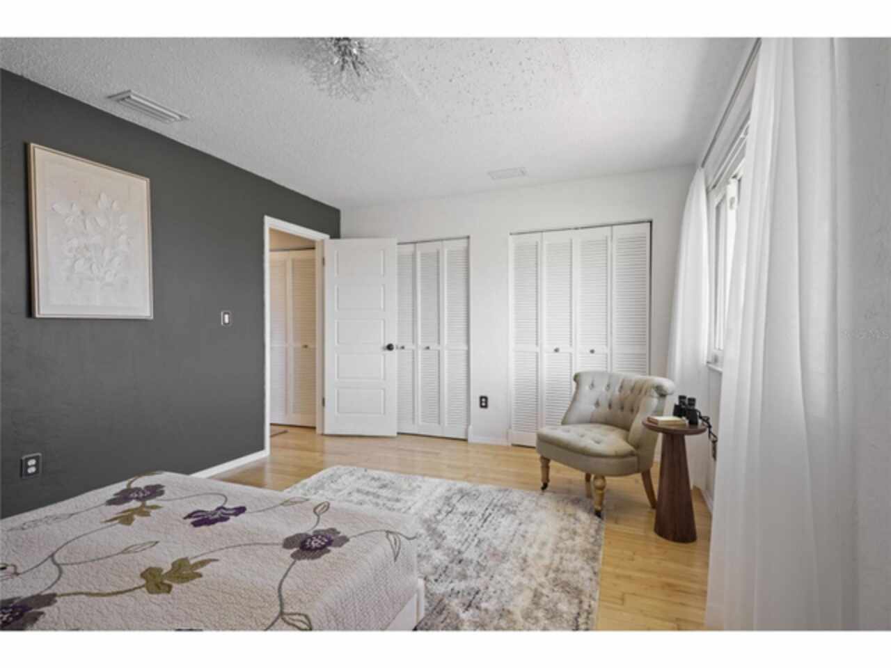 Listing Photo 32