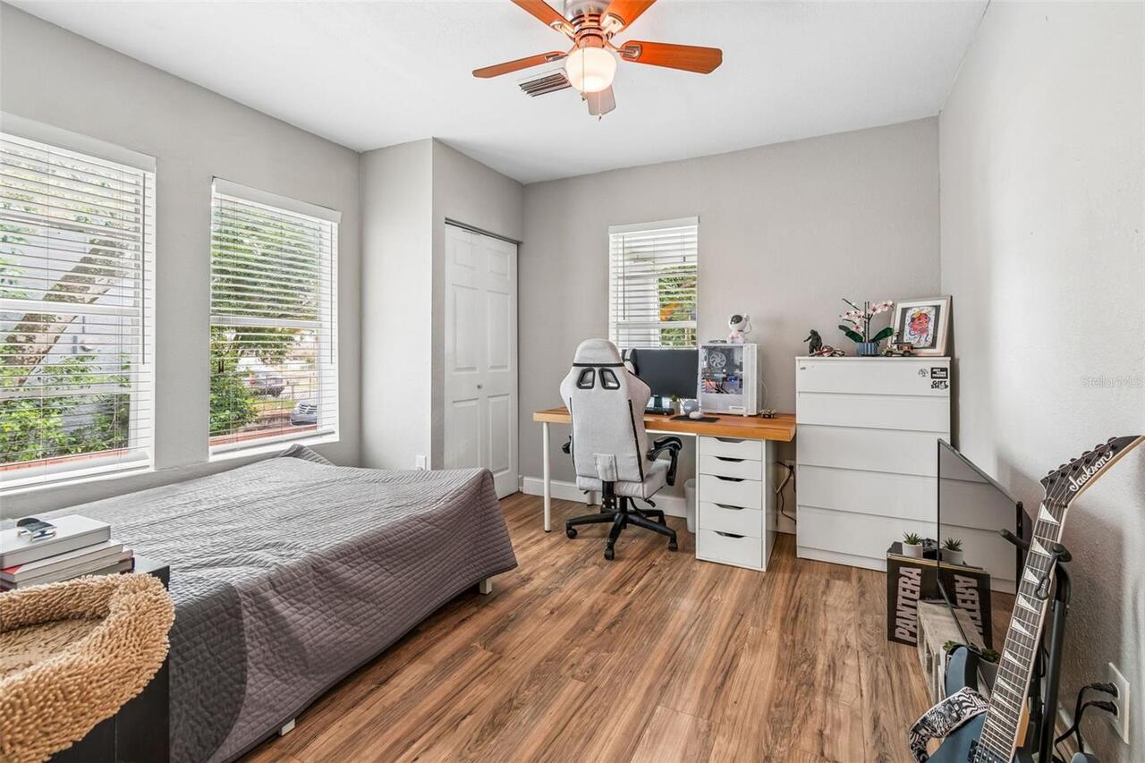 Listing Photo 17
