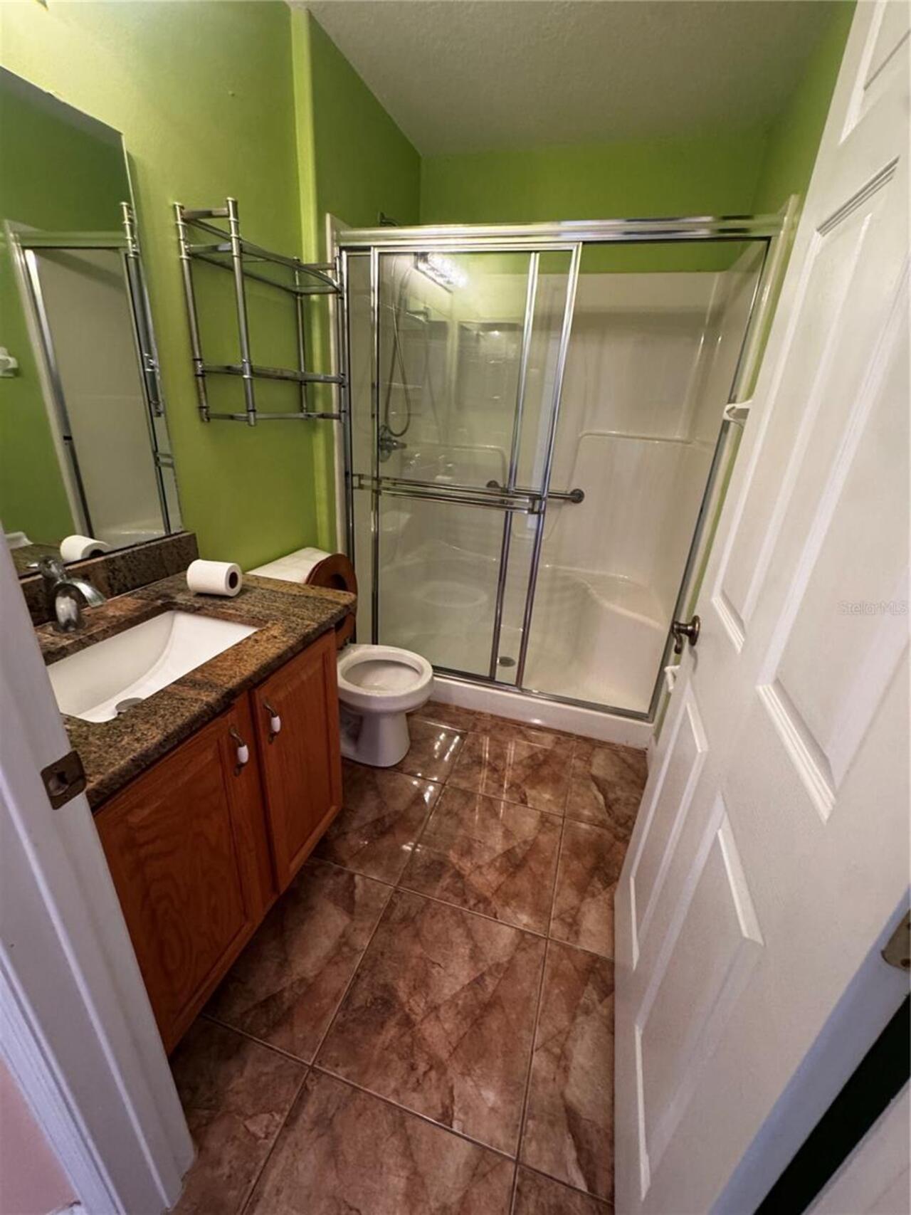 Listing Photo 10