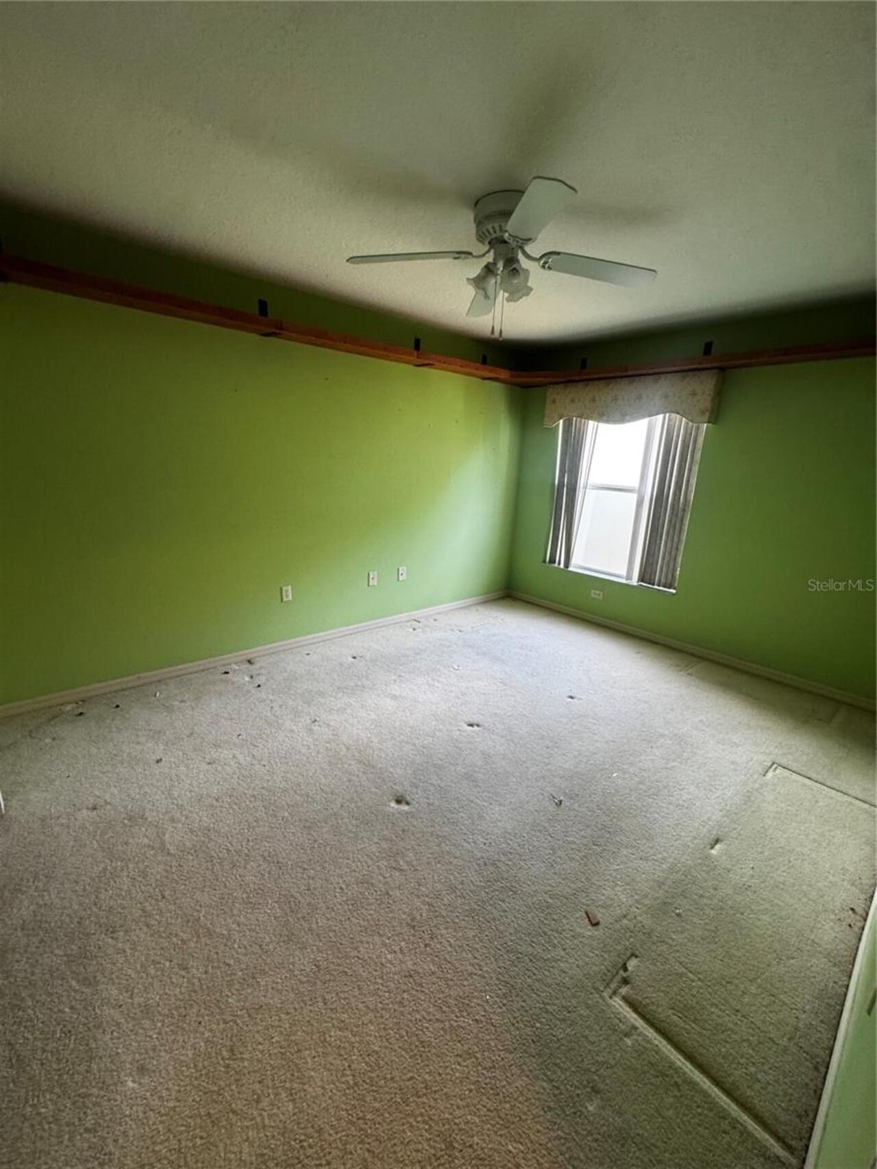 Listing Photo 11
