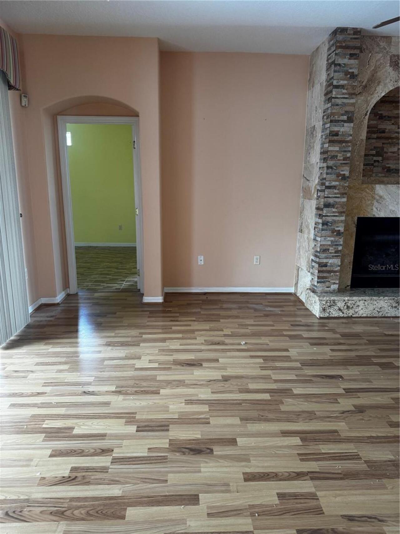 Listing Photo 15