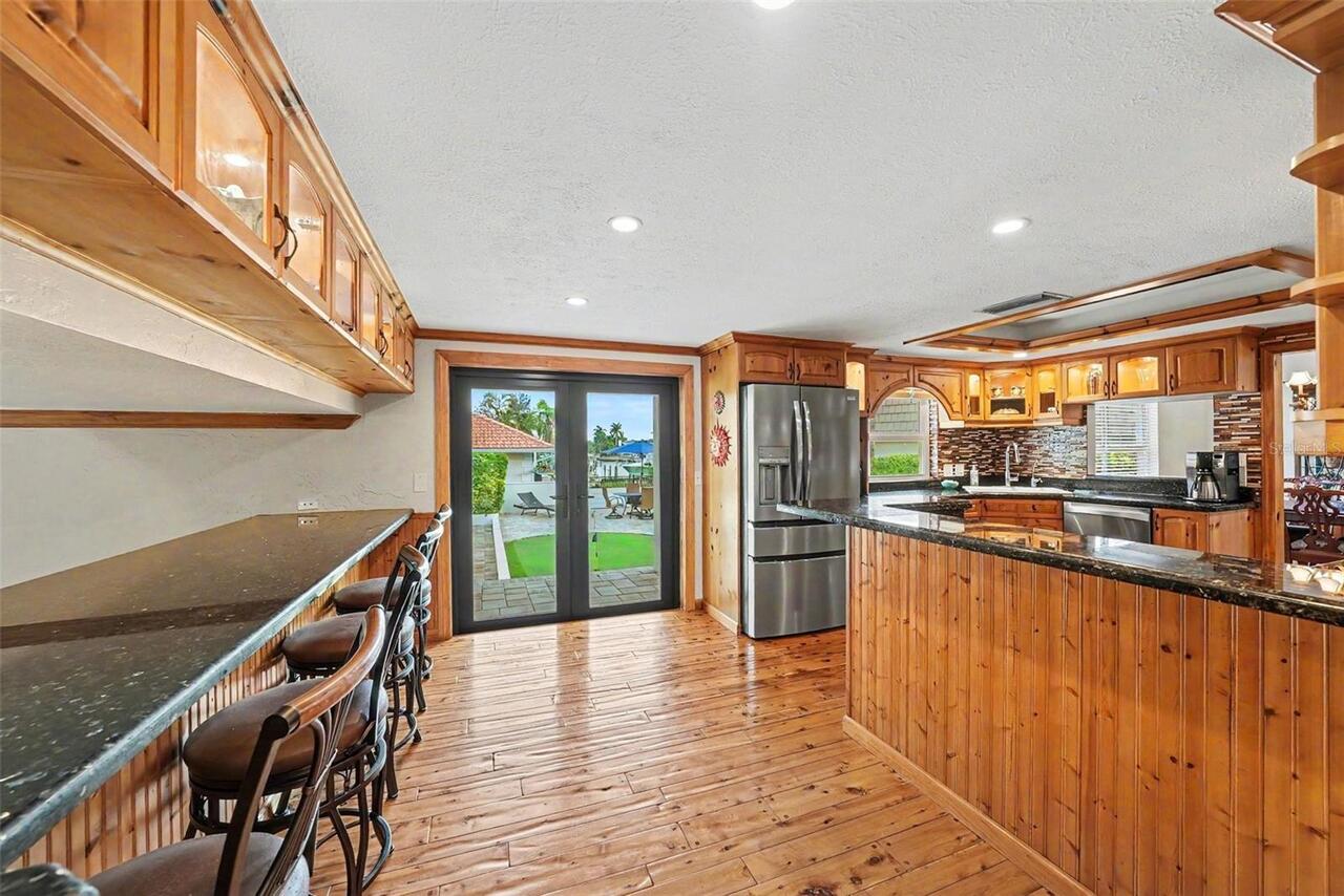 Listing Photo 15