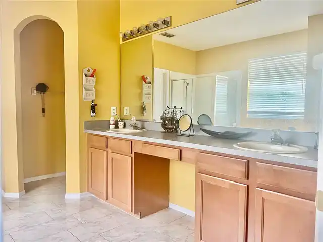 Listing Photo 18