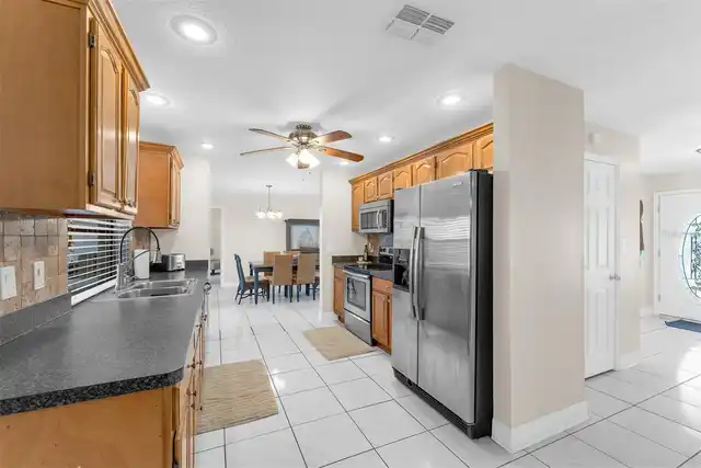 Listing Photo 19