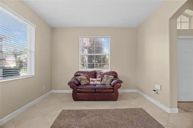 Listing Photo 14