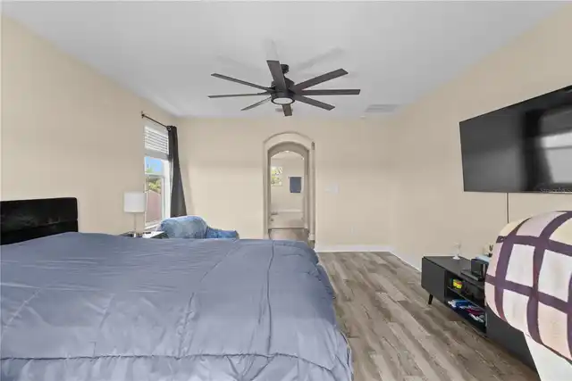 Listing Photo 32