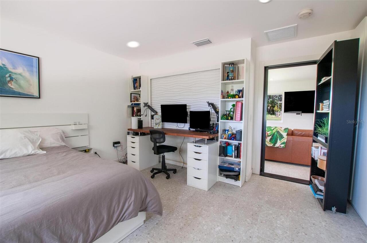 Listing Photo 19