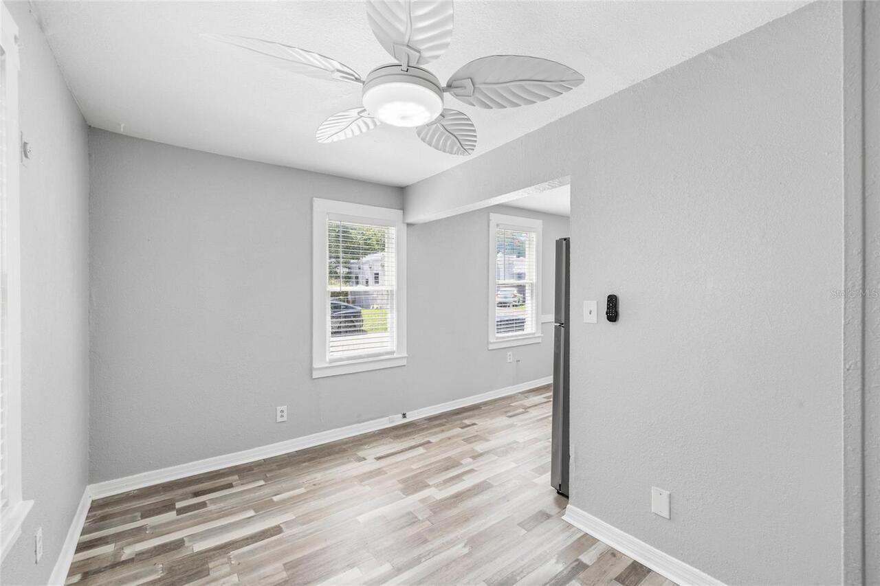 Listing Photo 10