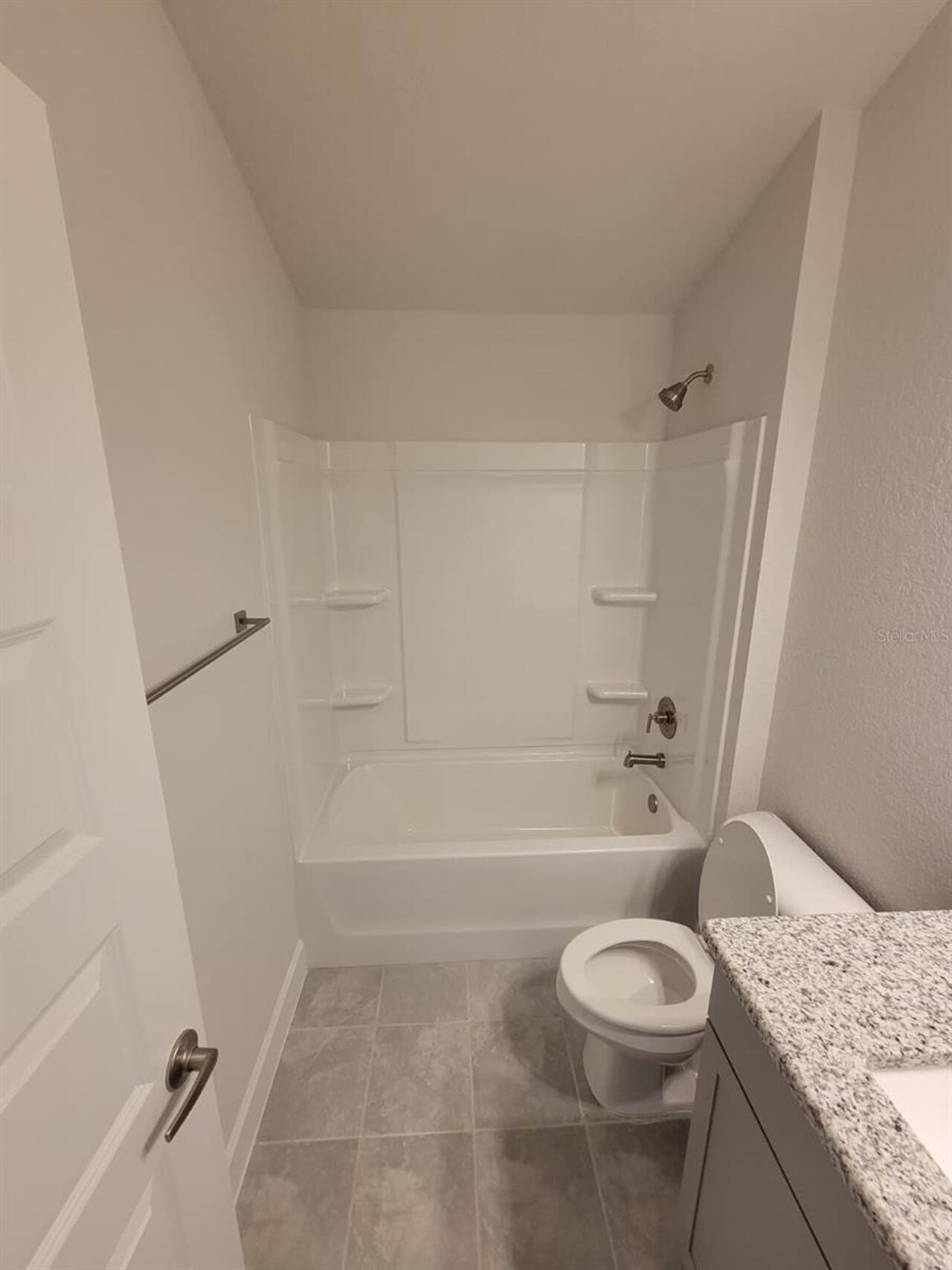 Listing Photo 6