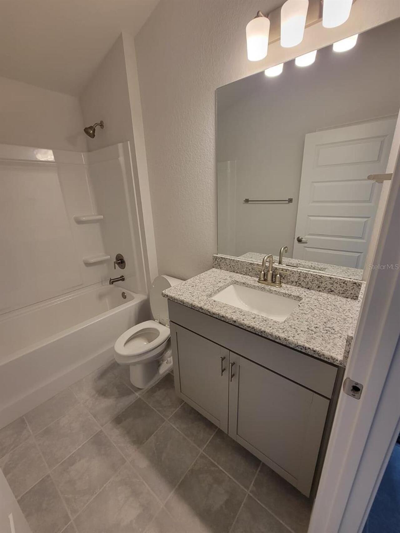 Listing Photo 7