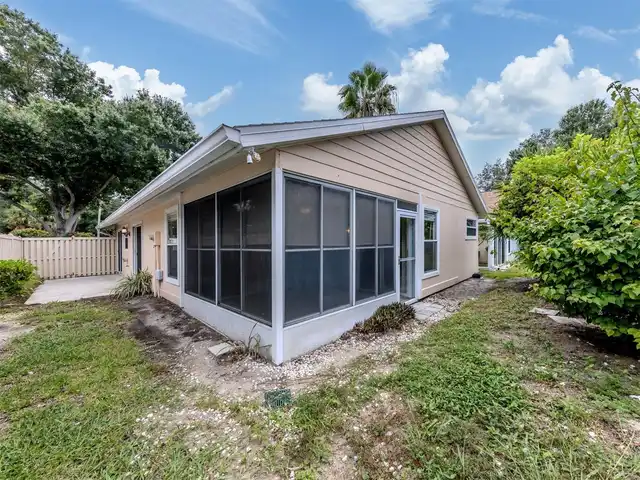 Listing Photo 22