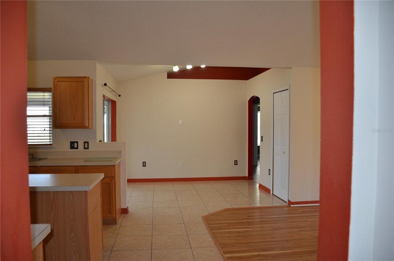 Listing Photo 9