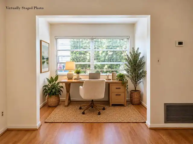 Listing Photo 8