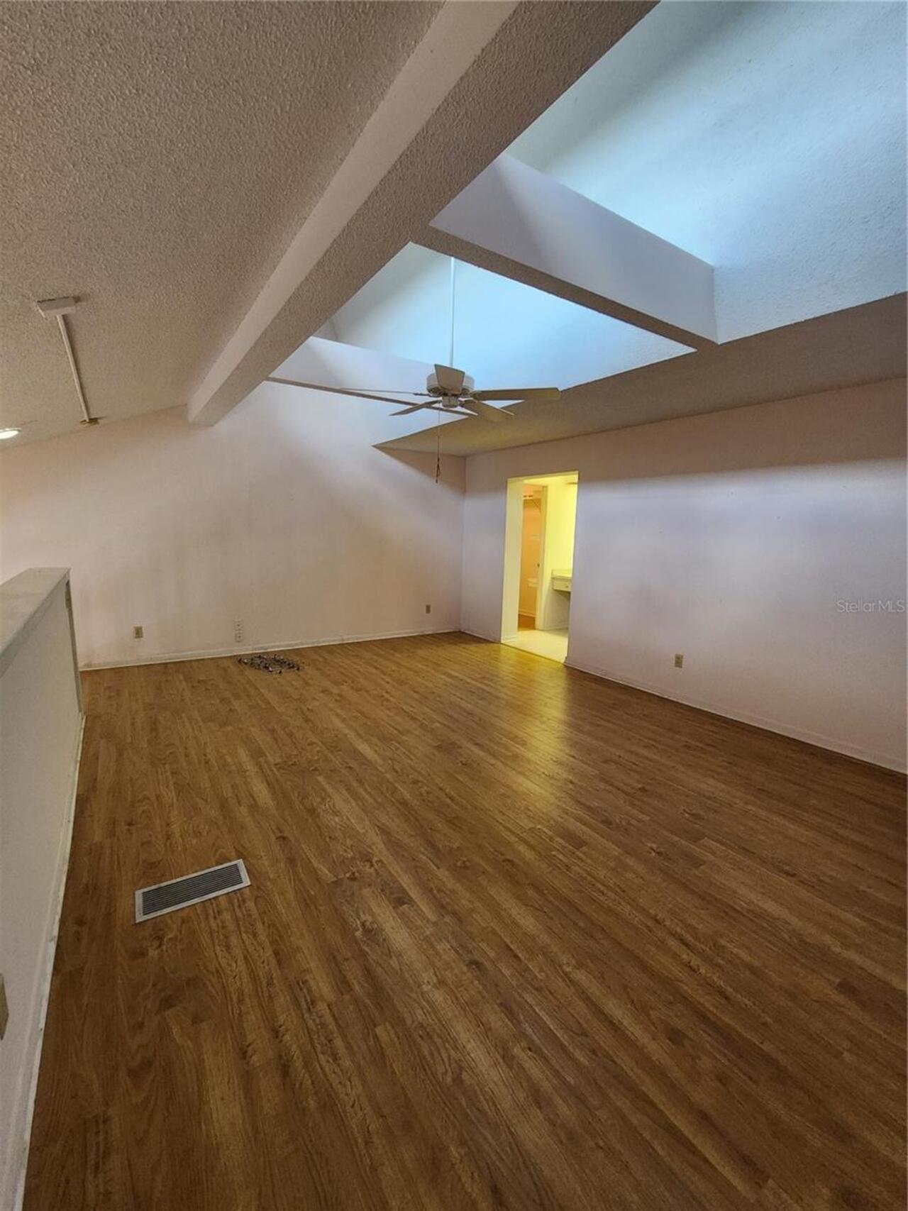 Listing Photo 27