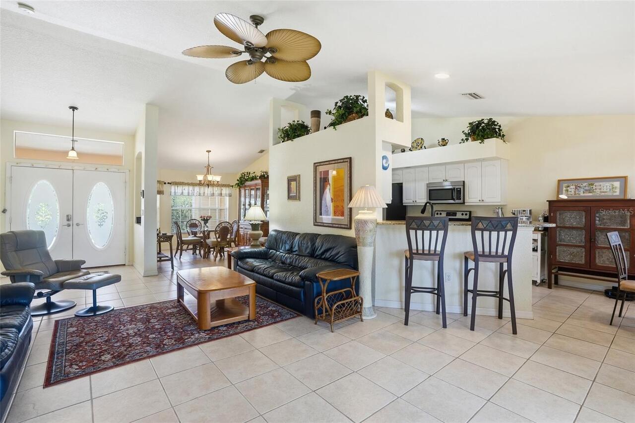 Listing Photo 8