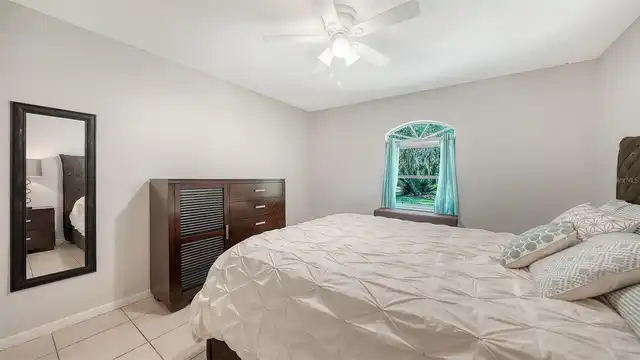 Listing Photo 15