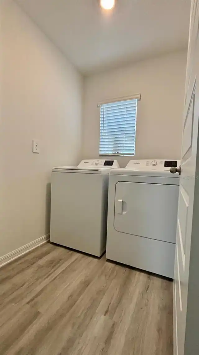 Listing Photo 8