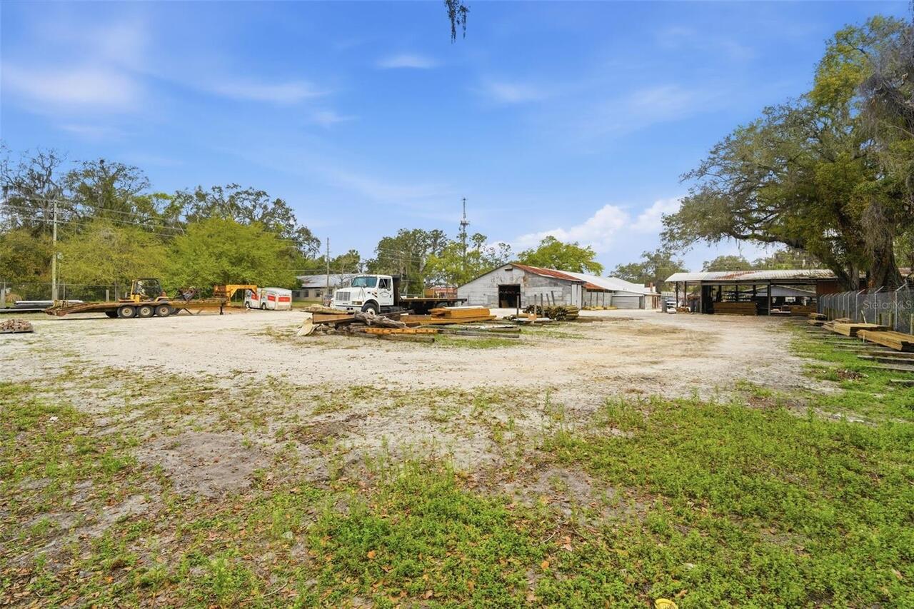 Listing Photo 8