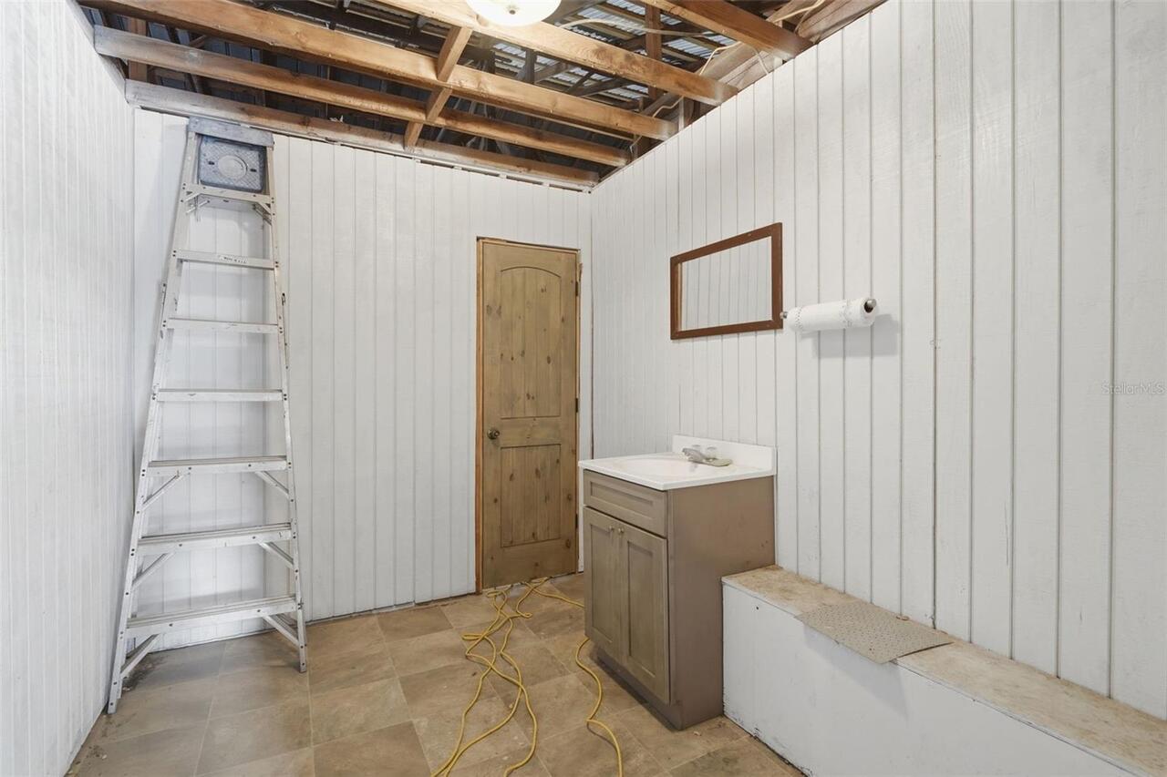 Listing Photo 32