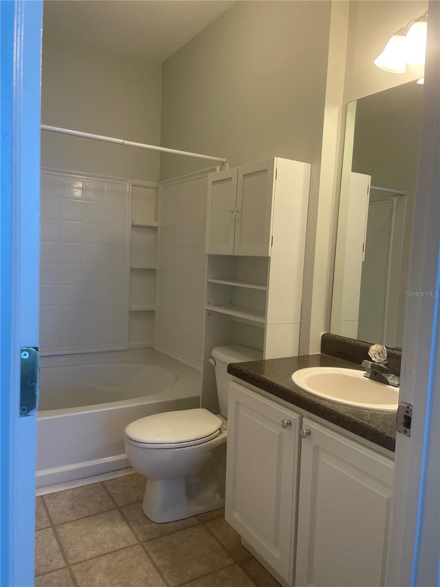 Listing Photo 9