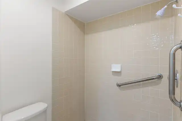 Listing Photo 32