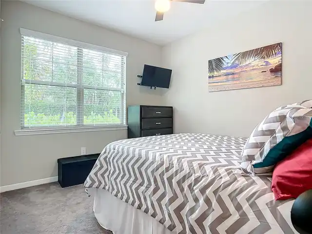 Listing Photo 22