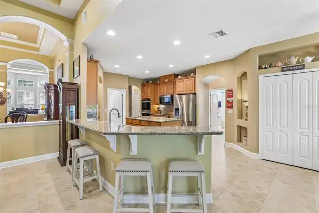 Listing Photo 8
