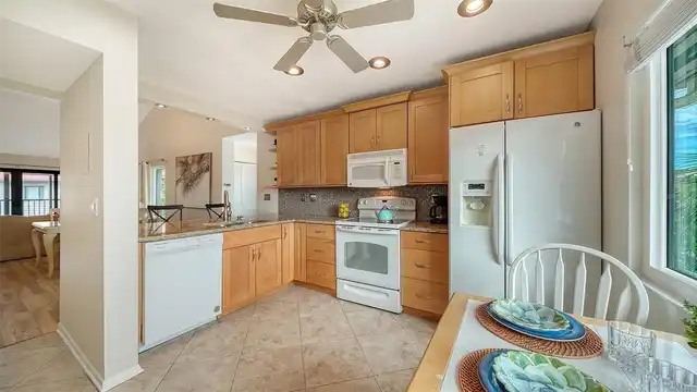 Listing Photo 15