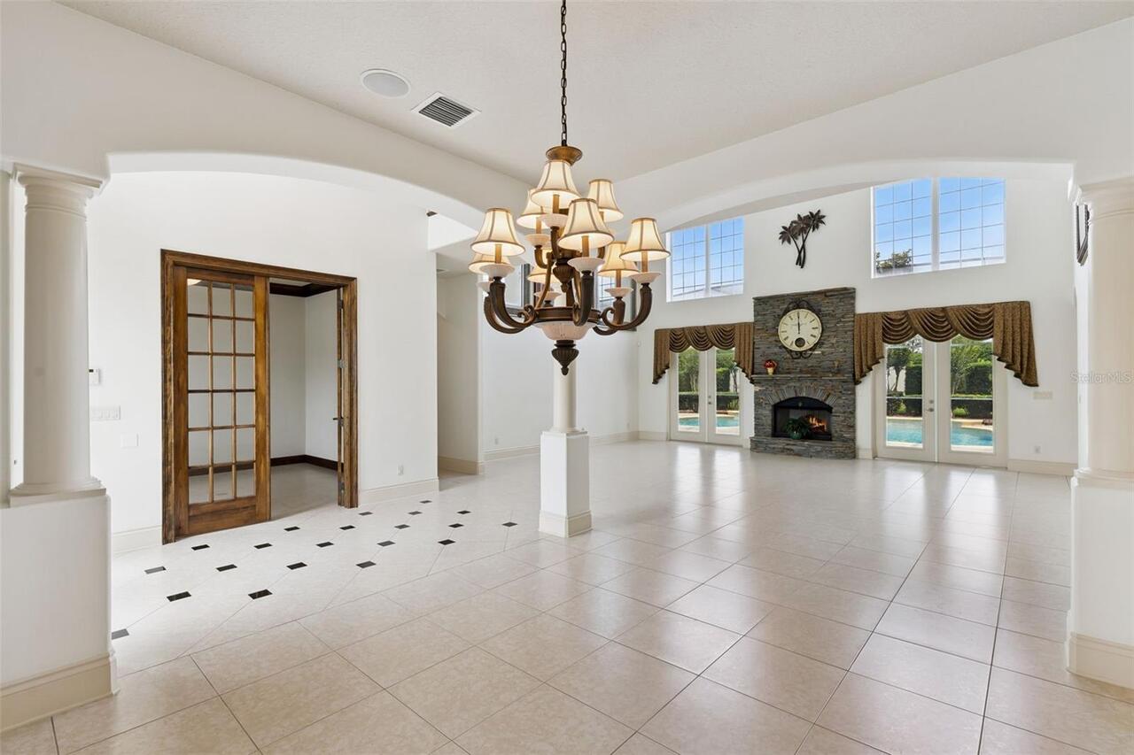 Listing Photo 10
