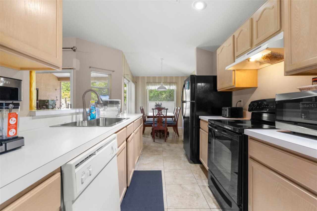 Listing Photo 15